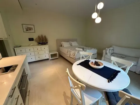 Izdavanje, stan, 38m², Porto Montenegro, Tivat - image 4