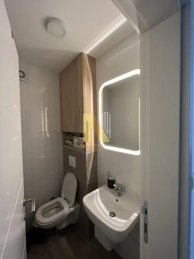 Prodaja, dvosoban stan, 62m², Rotkvarija, Novi Sad Sve Podlokacije