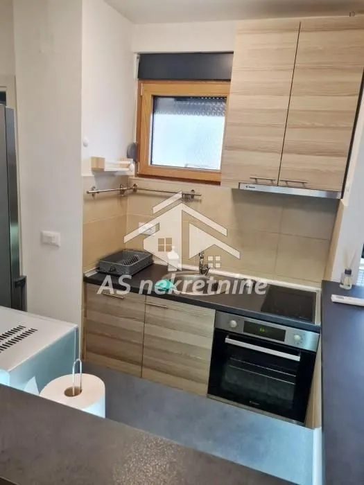 Rent, three bedroom apartment, 54m², Retenzija, Beograd