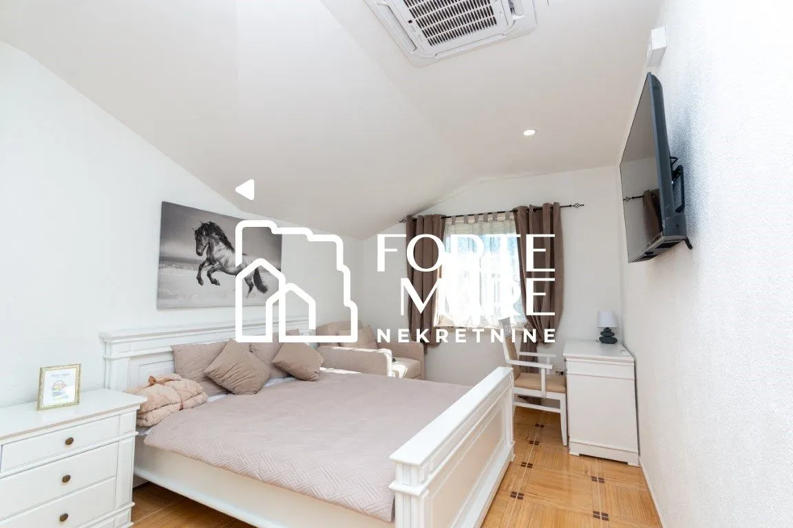 Prodaja, dvosoban stan, 98m², Igalo, Herceg Novi