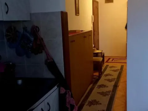 Rent, two bedroom apartment, 45m², Žarkovo, Beograd - image 2