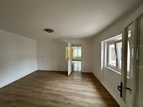 Prodaja, kuća, 80m², Prozivka, Subotica - image 7