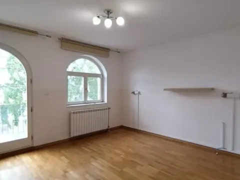 Izdavanje, poslovni prostor, 750m², Telep, Novi Sad Sve Podlokacije - image 4