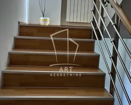 Prodaja, kuća, 427m², Voždovac Sve Podlokacije, Beograd - image 11