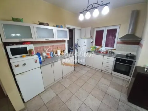 Sale, house, 167m², Ledine, Beograd - image 8