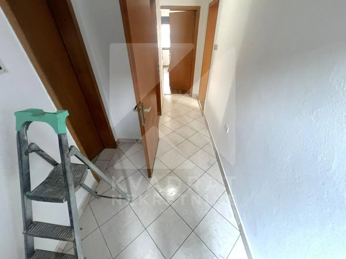 Rent, two bedroom apartment, 93m², Stari Aerodrom, Podgorica