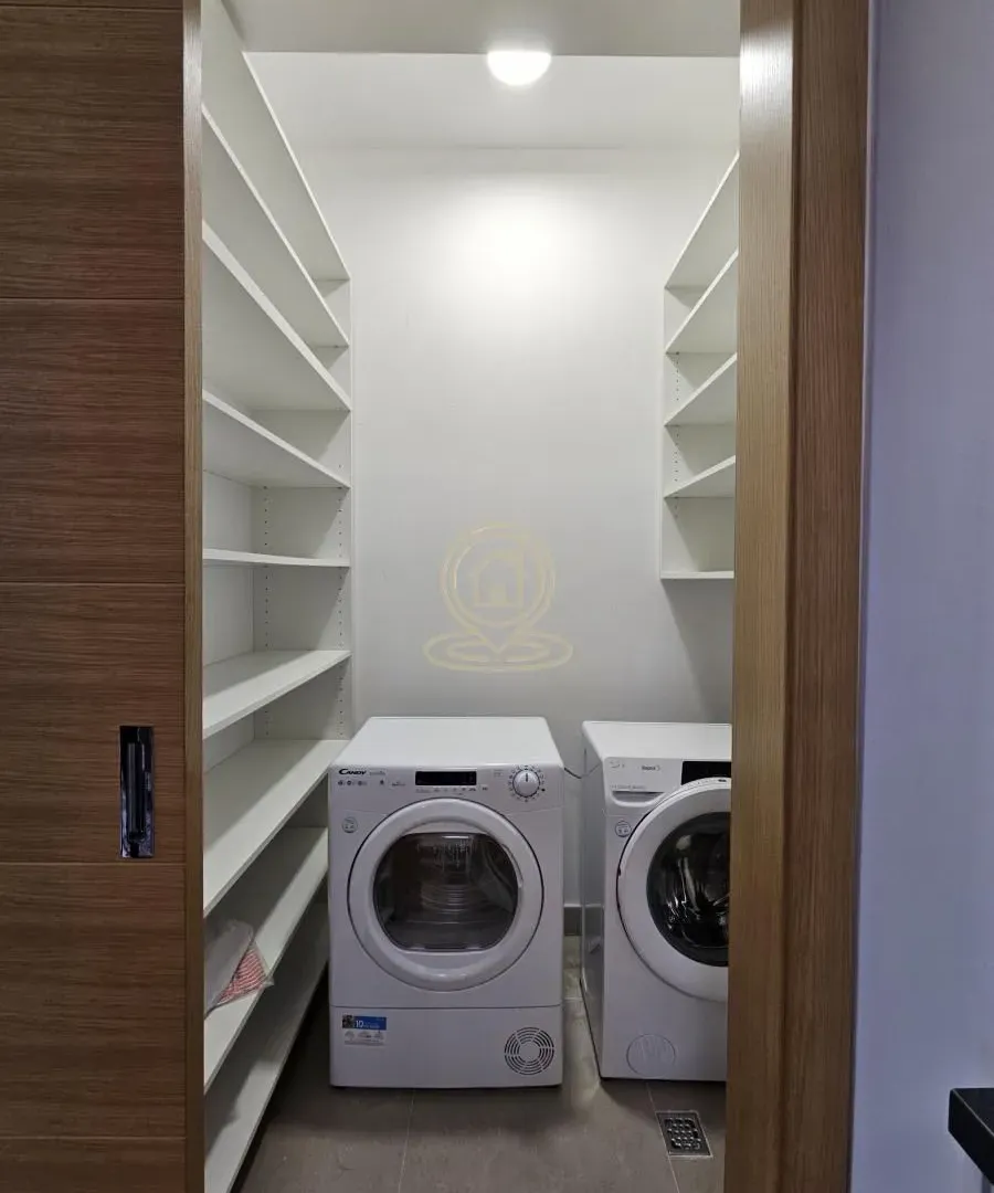 Rent, two bedroom apartment, 90m², Voždovac Sve Podlokacije, Beograd