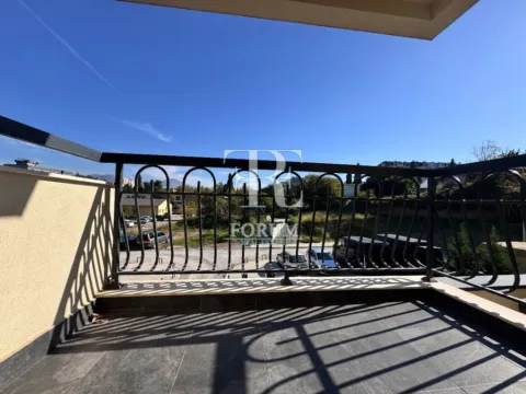 Izdavanje, jednosoban stan, 50m², Ljubović, Podgorica - image 13