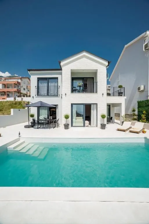 Prodaja, kuća, 150m², Bečići, Budva