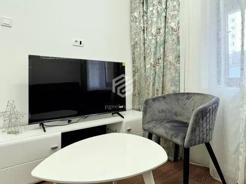 Izdavanje, kuća, 65m², Momišići, Podgorica - image 4