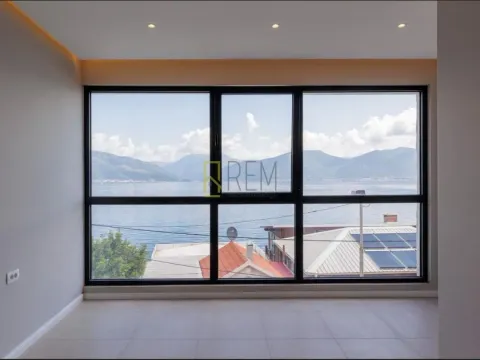 Sale, house, 200m², Krašići, Tivat - image 17