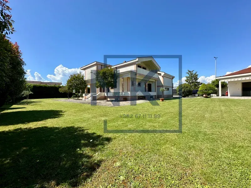 Rent, house, 600m², Zeta, Podgorica