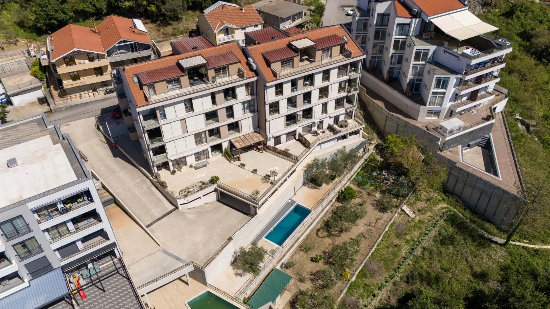 Prodaja, trosoban stan, 120m², Tivat, Crna Gora
