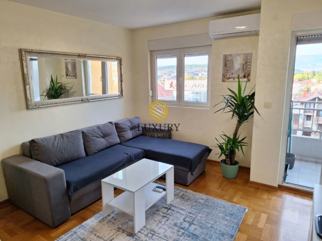 Izdavanje, četvorosoban stan, 43m², Stari Aerodrom, Podgorica