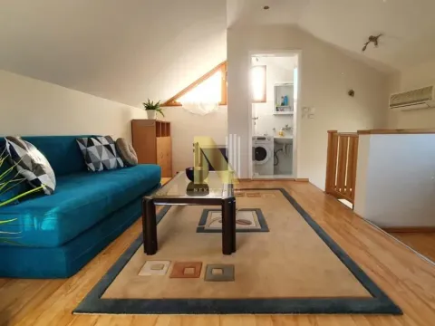 Izdavanje, trosoban stan, 57m², Centar, Novi Sad - image 4