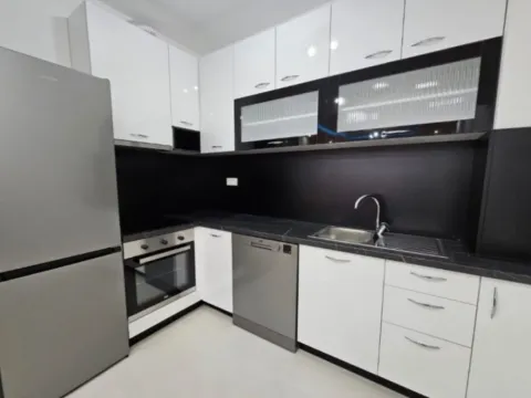 Izdavanje, jednosoban stan, 52m², City Kvart, Podgorica - image 7