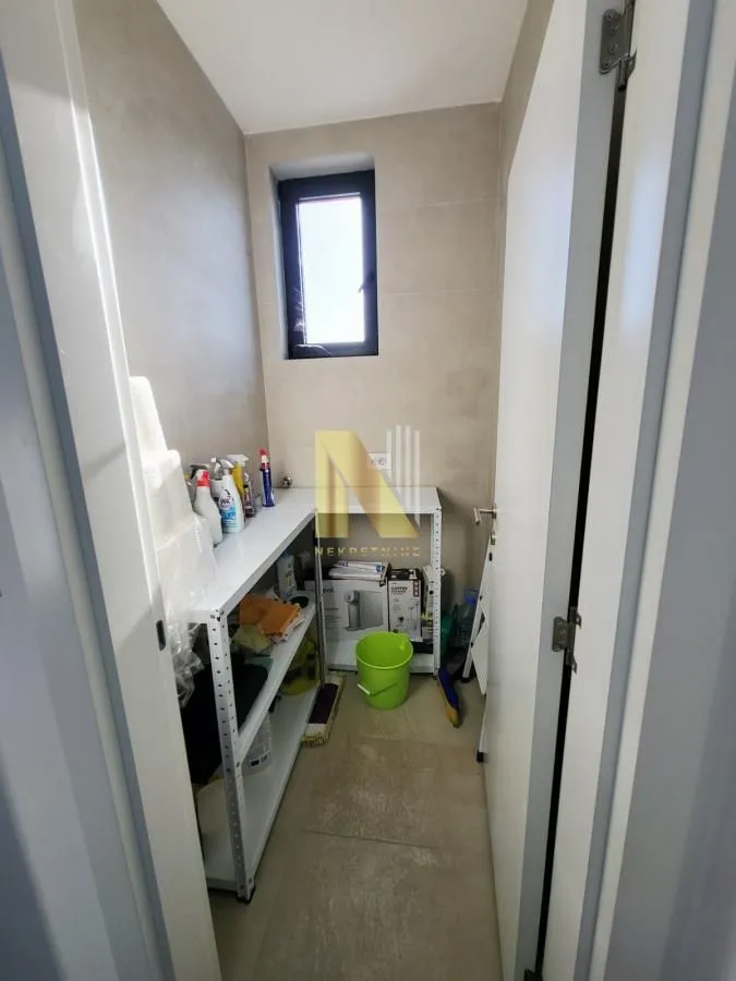 Rent, office space, 168m², Telep, Novi Sad Sve Podlokacije