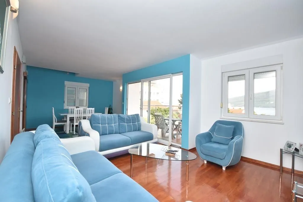 Prodaja, kuća, 285m², Đenovići, Herceg Novi