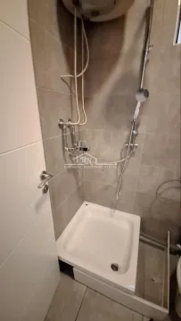 Prodaja, četvorosoban stan, 118m², Đeram Pijaca, Beograd - image 7