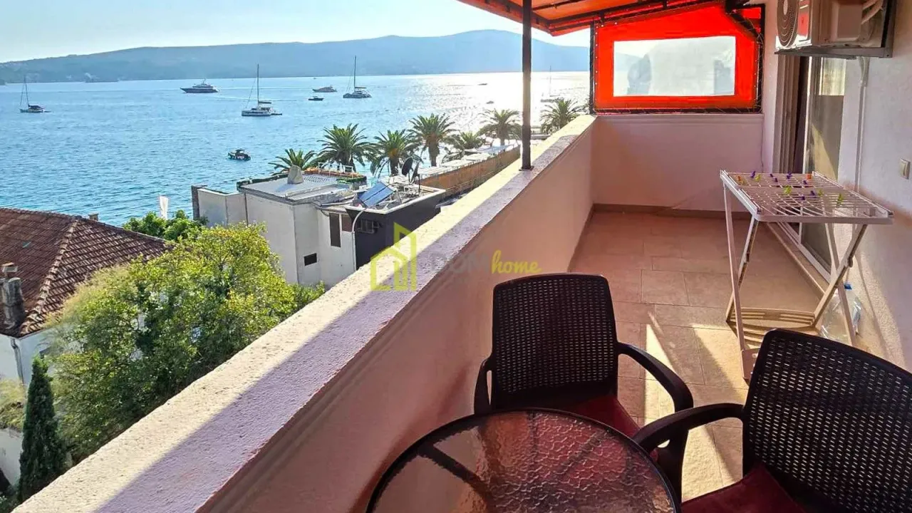 Izdavanje, jednosoban stan, 45m², Centar, Tivat