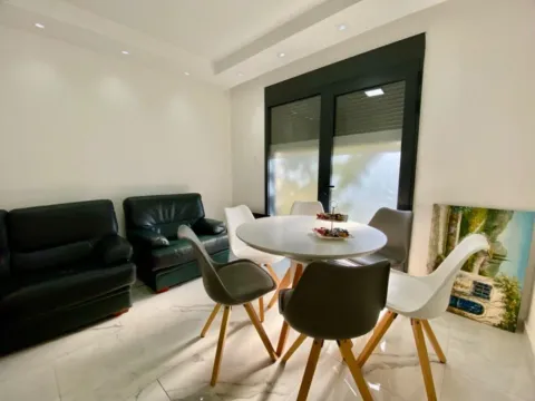 Izdavanje, poslovni prostor, 80m², Centar, Bar - image 3