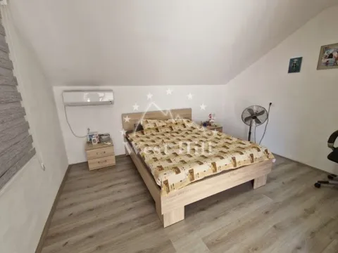 Sale, house, 270m², Bar, Crna Gora - image 19