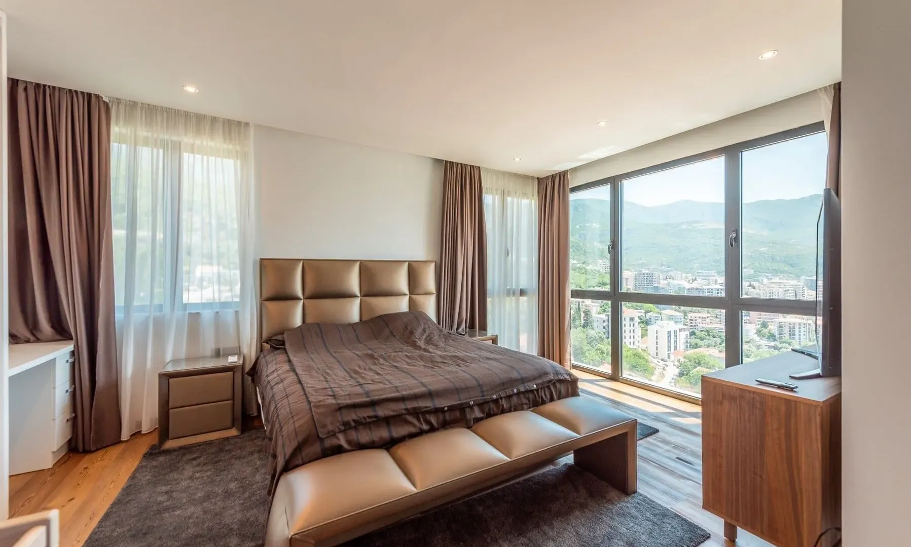 Sale, apartment, 300m², Bečići, Budva