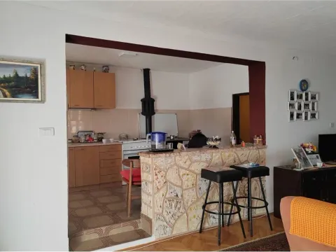 Prodaja, kuća, 135m², Niš, Srbija - image 16