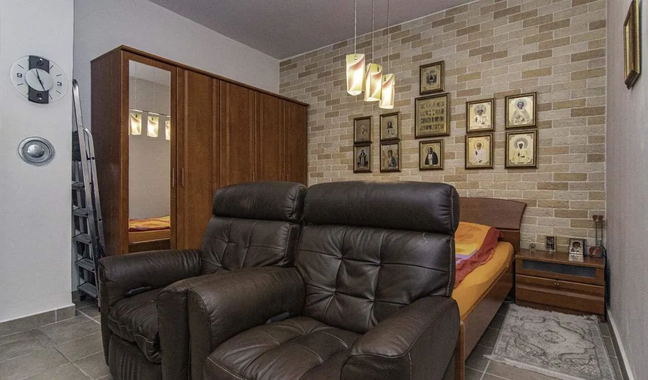 Sale, house, 400m², Danilovgrad, Crna Gora