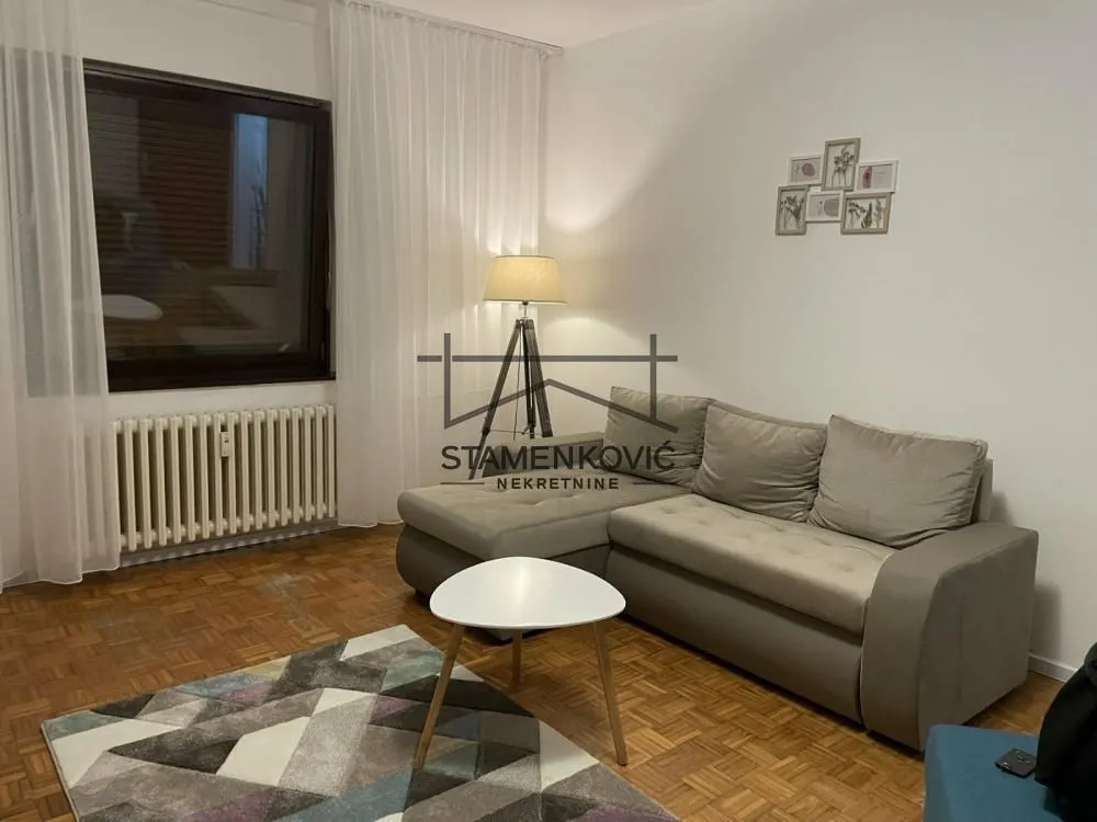 Izdavanje, jednosoban stan, 41m², Petrovaradin, Novi Sad