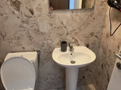 Prodaja, dvosoban stan, 70m², 1 maj, Podgorica - image 10