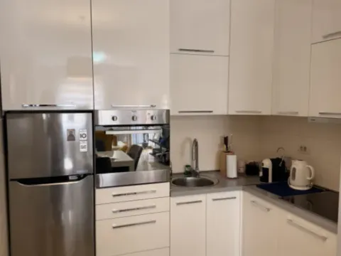 Prodaja, jednosoban stan, 47m², City Kvart, Podgorica - image 2
