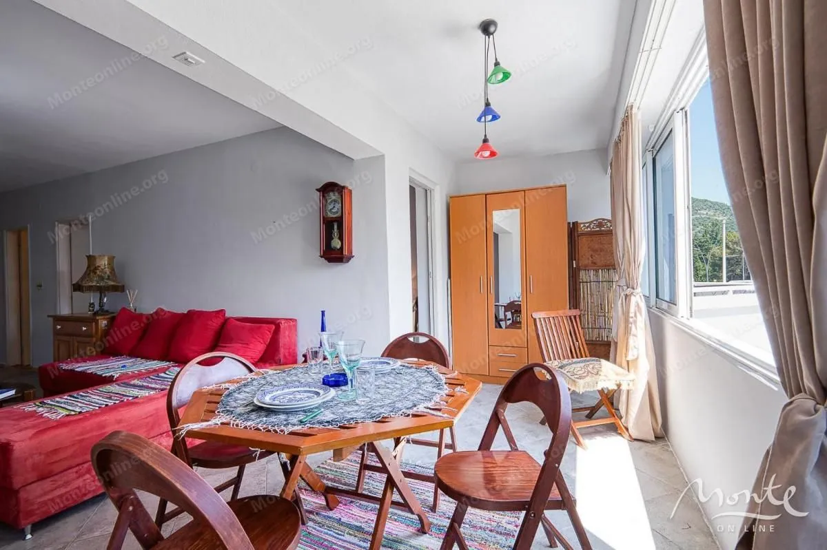 Prodaja, jednosoban stan, 44m², Maine, Budva