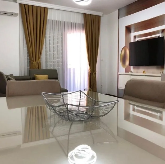 Izdavanje, jednosoban stan, 52m², Master Kvart, Podgorica