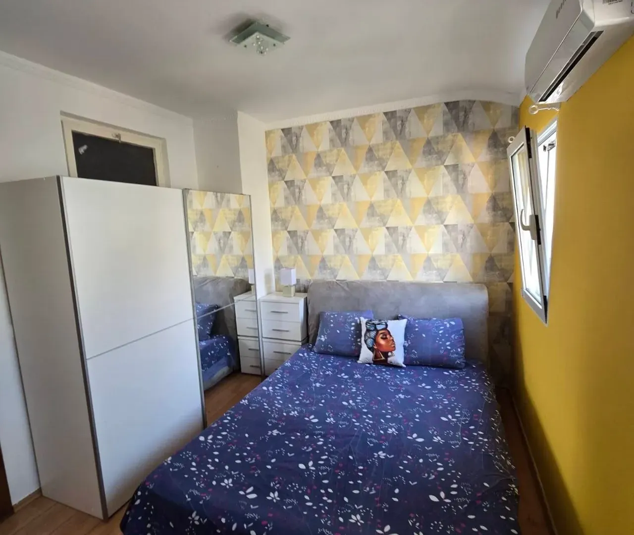Rent, one bedroom apartment, 50m², Centar, Tivat