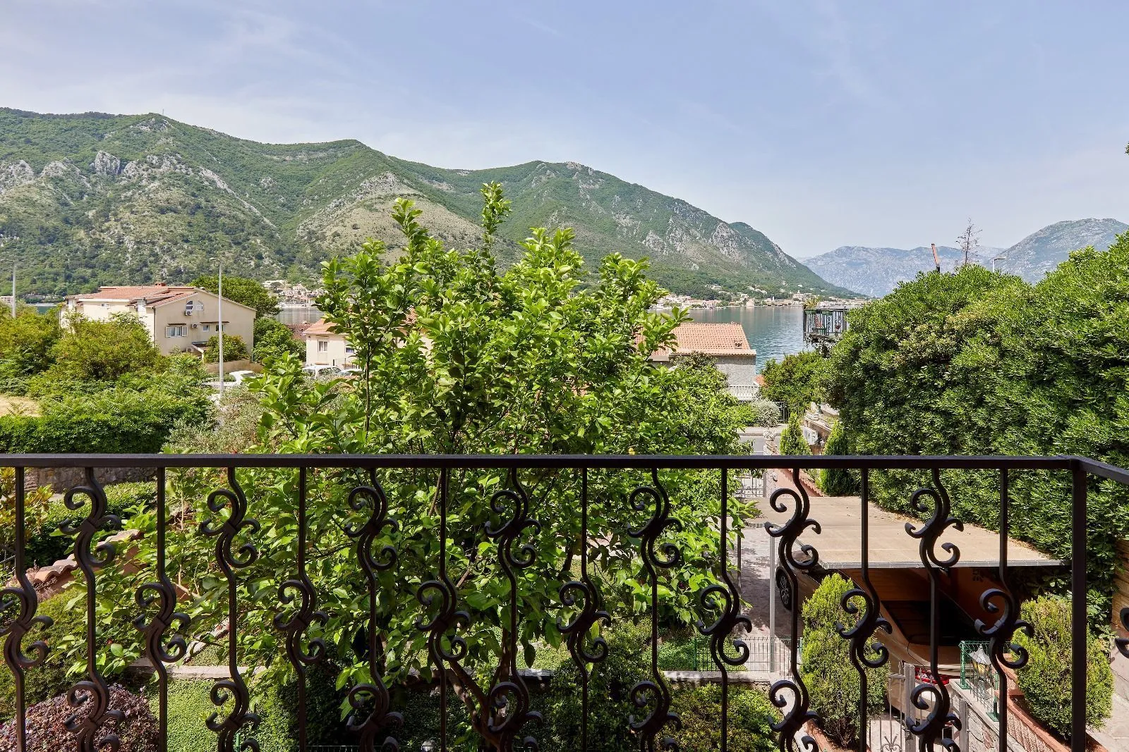 Sale, house, 120m², Dobrota, Kotor