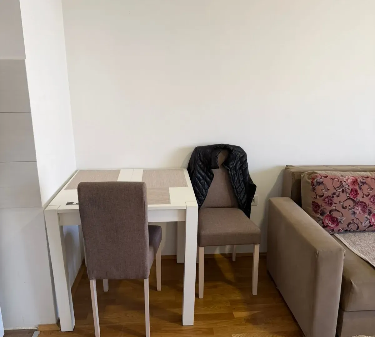 Rent, one bedroom apartment, 36m², Stari Aerodrom, Podgorica