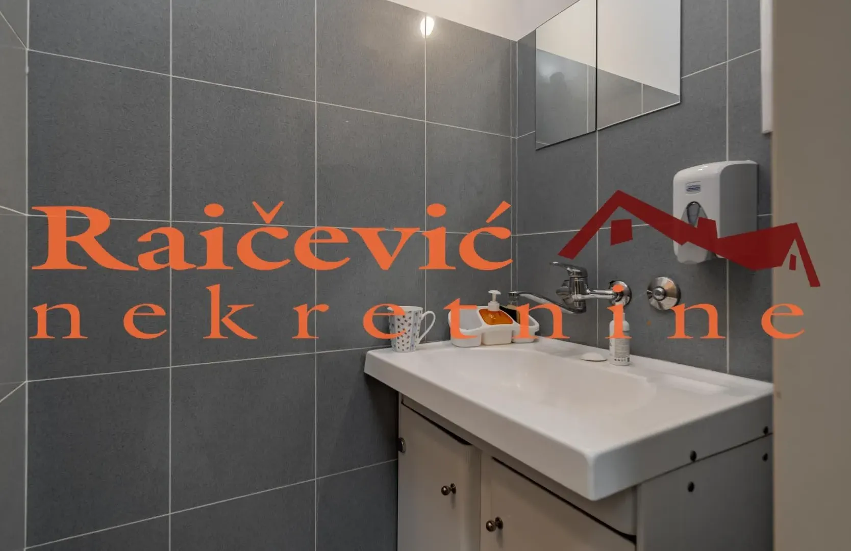 Sale, office space, 39m², Lion, Zvezdara Sve Podlokacije