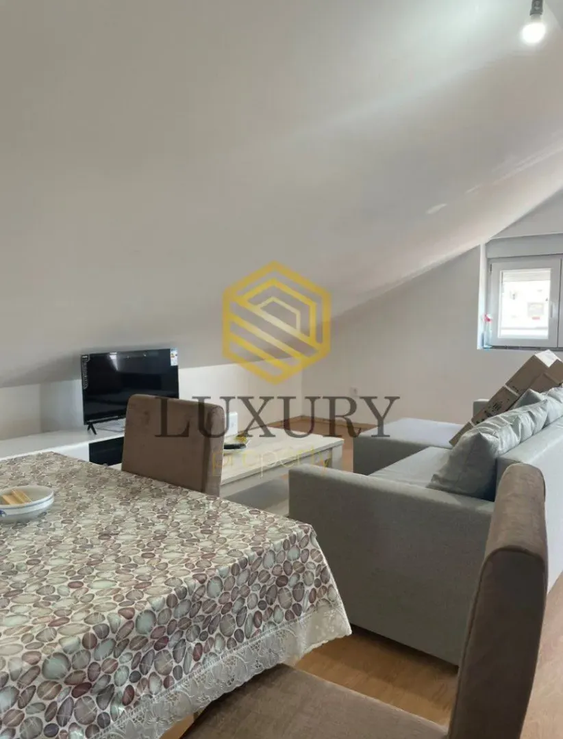 Prodaja, jednosoban stan, 45m², Tološi, Podgorica