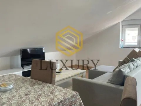 Prodaja, jednosoban stan, 45m², Tološi, Podgorica