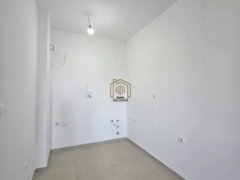 Sale, one bedroom apartment, 43m², Stari Aerodrom, Podgorica - image 3
