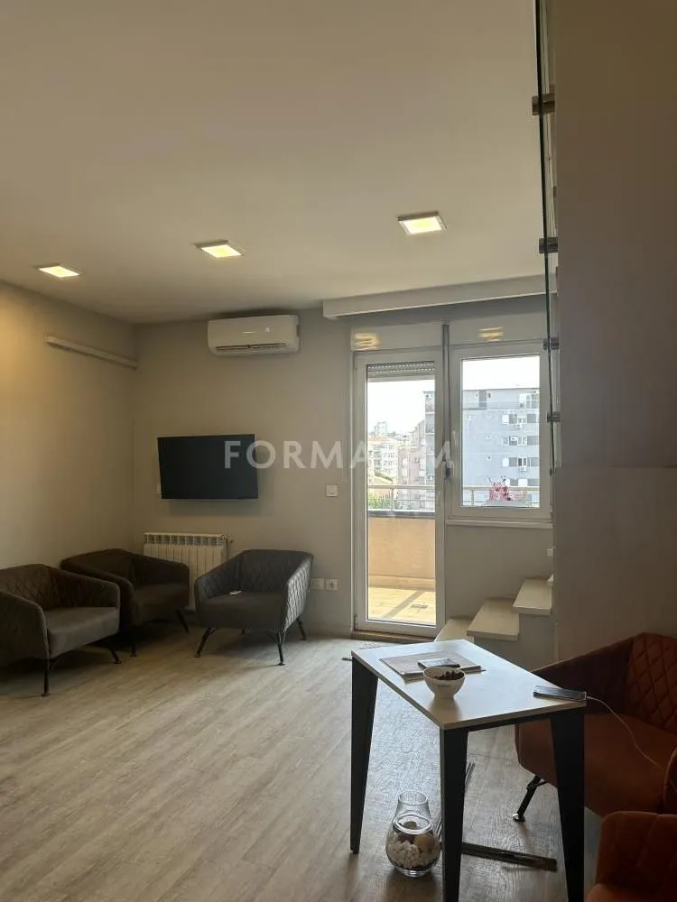Sale, apartment, 118m², Đeram Pijaca, Beograd