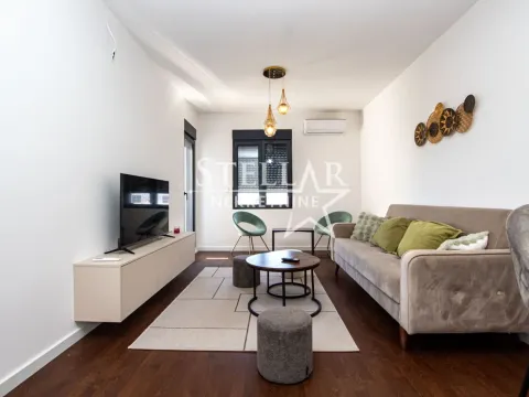 Rent, one bedroom apartment, 51m², 1 maj, Podgorica - image 1