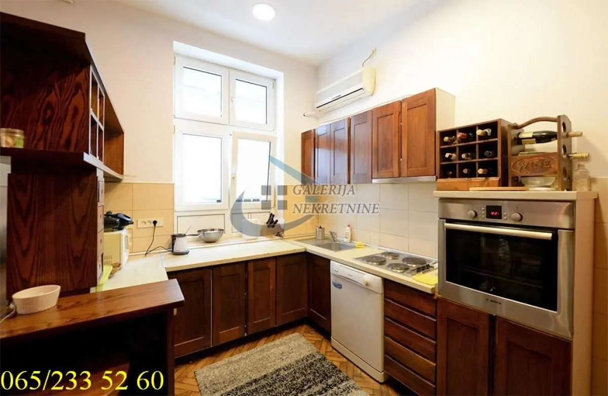 Sale, three bedroom apartment, 86m², Vračar Sve Podlokacije, Beograd