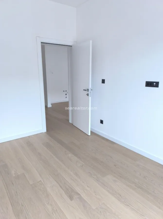 Prodaja, dvosoban stan, 51m², Dobrota, Kotor
