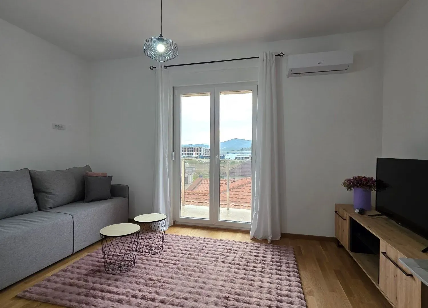 Izdavanje, stan, 33m², Zabjelo, Podgorica