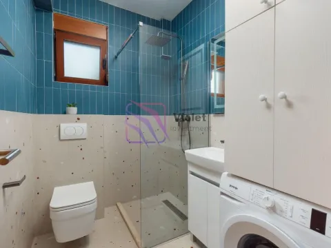 Sale, one bedroom apartment, 50m², Dobrota, Kotor - image 2