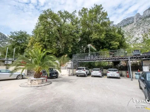 Prodaja, kuća, 428m², Orahovac, Kotor - image 45
