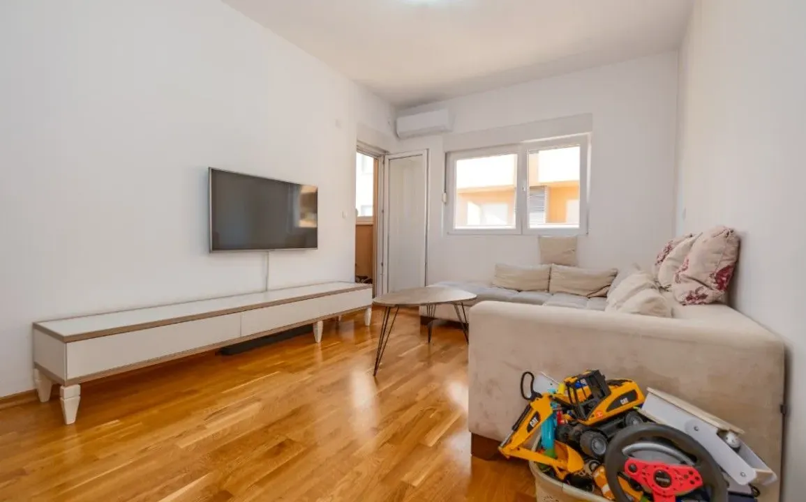 Prodaja, jednosoban stan, 48m², Tuški Put, Podgorica