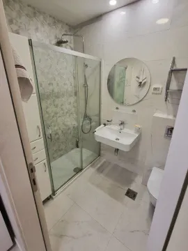 Izdavanje, jednosoban stan, 50m², Central Point, Podgorica - image 4